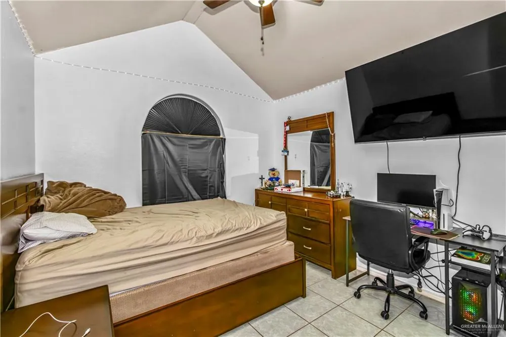 2509 Coma Street Hidalgo, TX 78557