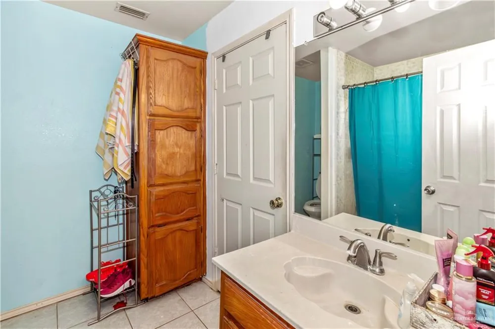 2509 Coma Street Hidalgo, TX 78557