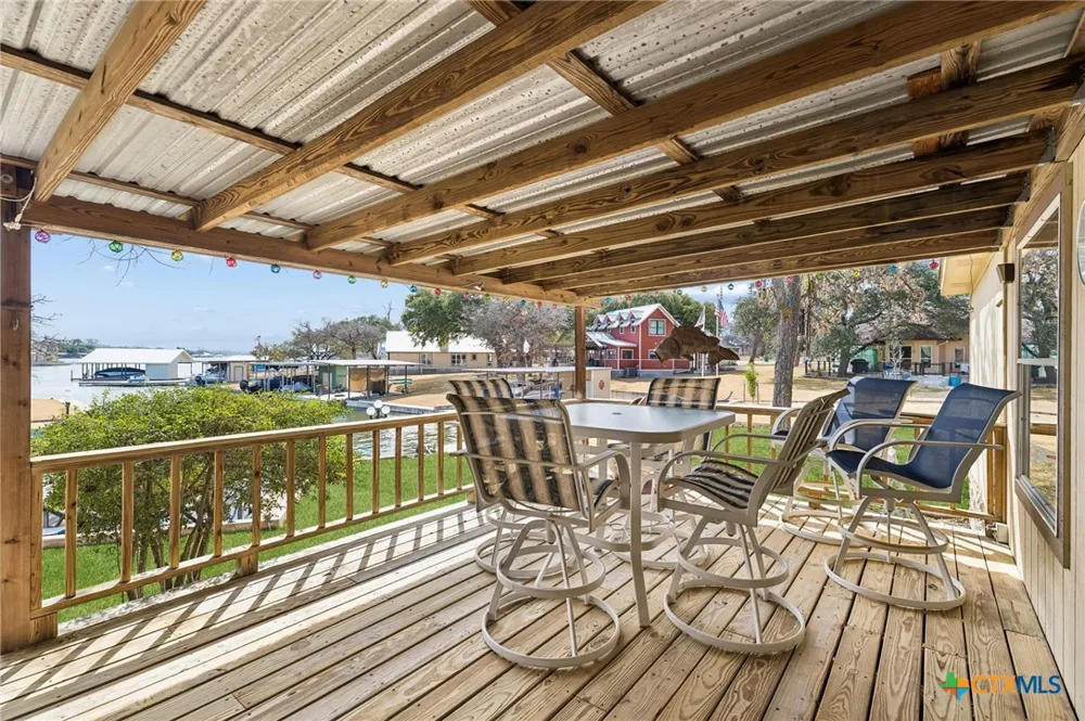 506 Ranch Road 2233 Sunrise Beach, TX 78643