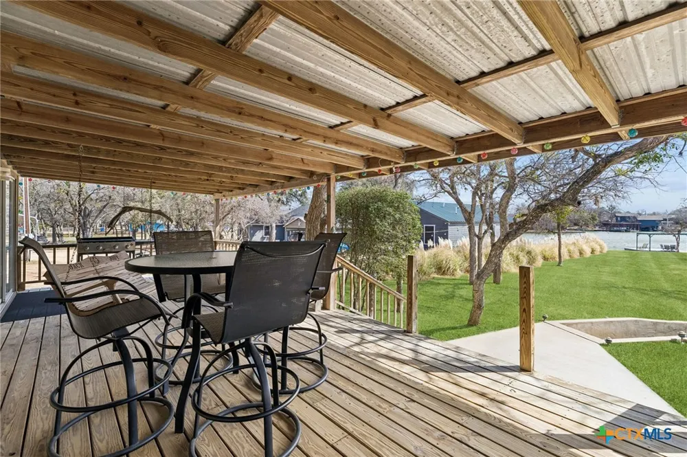 506 Ranch Road 2233 Sunrise Beach, TX 78643