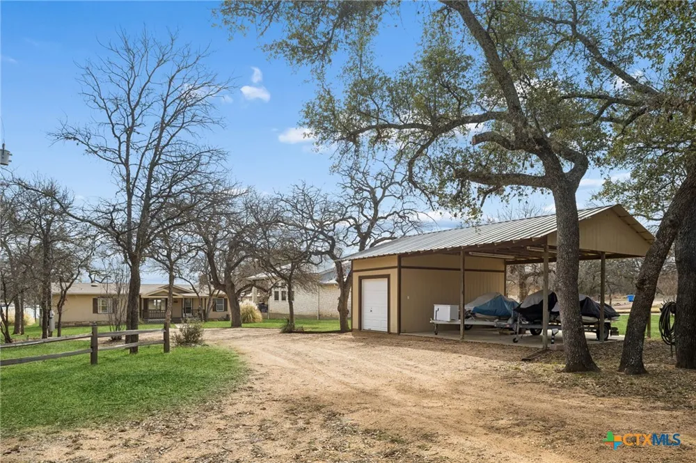 506 Ranch Road 2233 Sunrise Beach, TX 78643