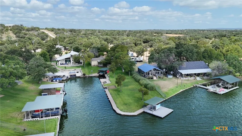 506 Ranch Road 2233 Sunrise Beach, TX 78643