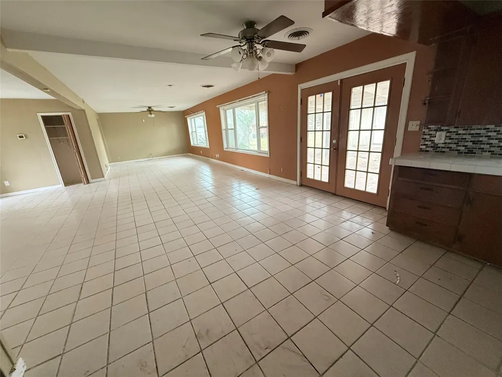 4100 Mockingbird Lane Bay City, TX 77414