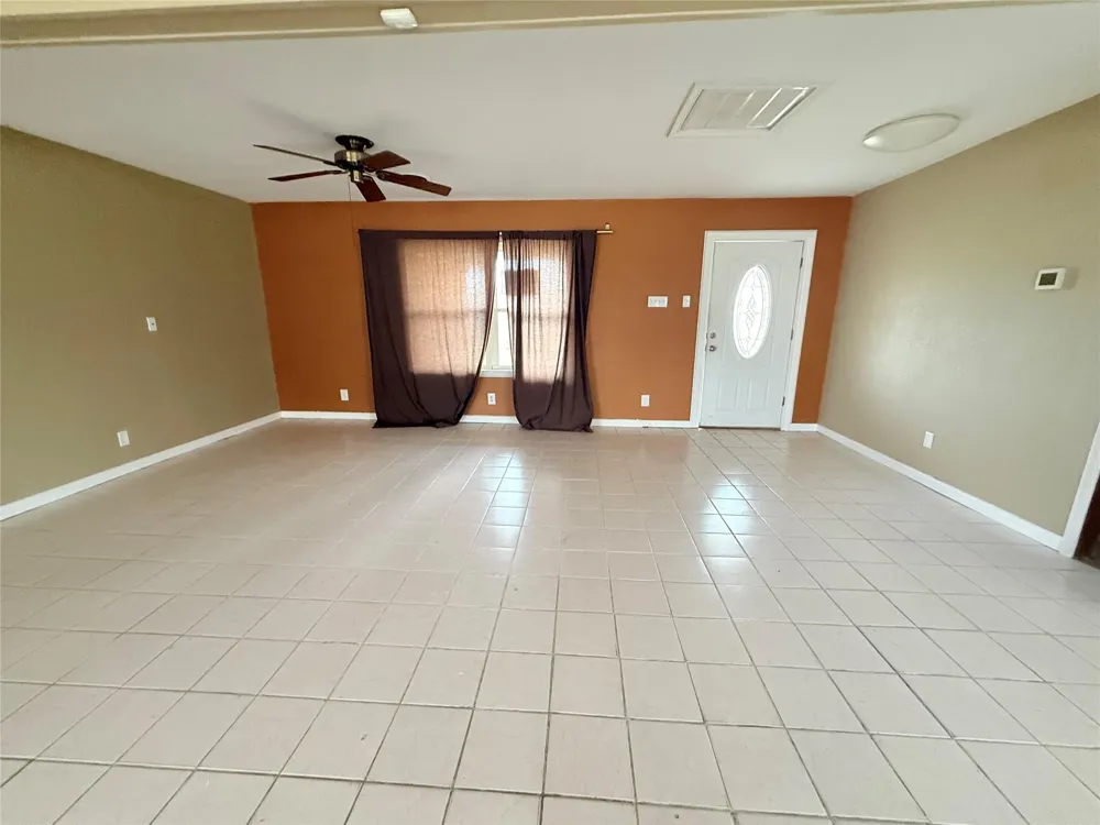 4100 Mockingbird Lane Bay City, TX 77414