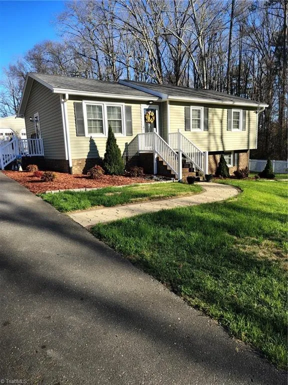 127 Miller Street Mount Airy, NC 27030