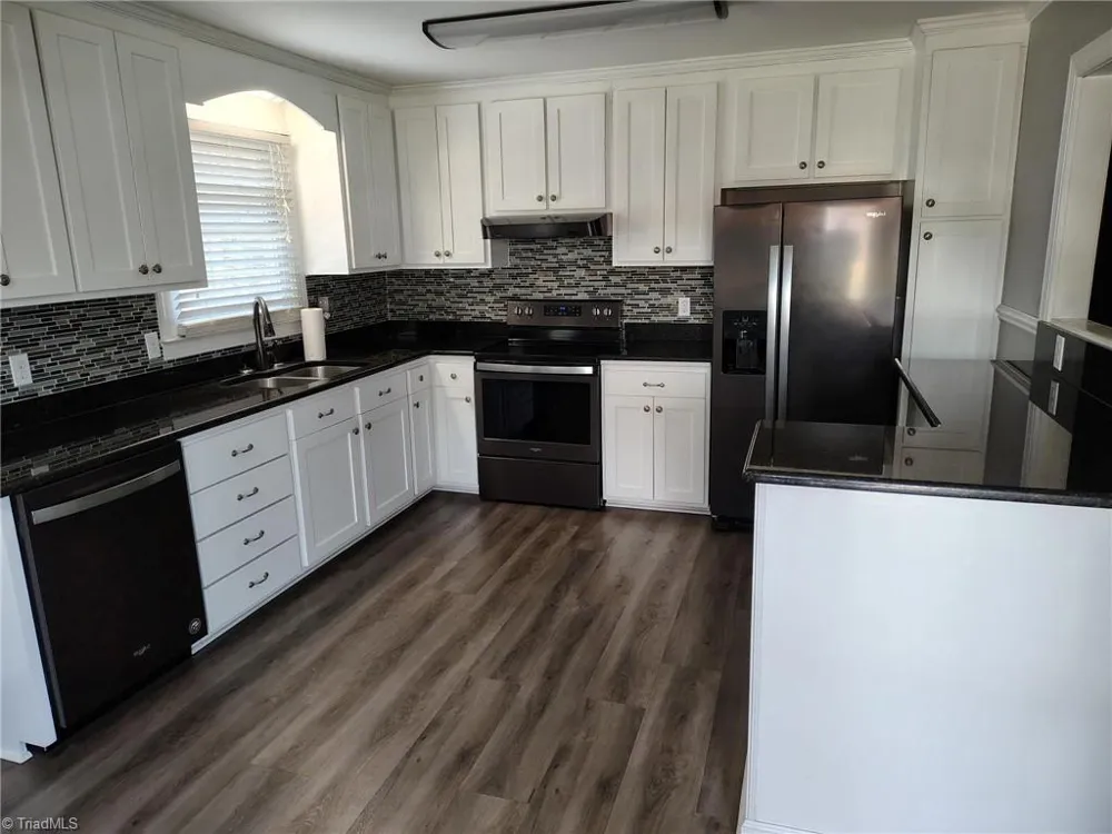 127 Miller Street Mount Airy, NC 27030