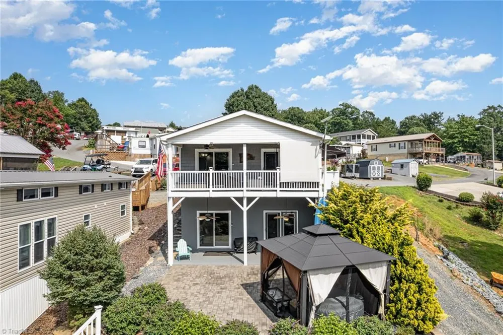 132 Eagle Drive New London, NC 28127
