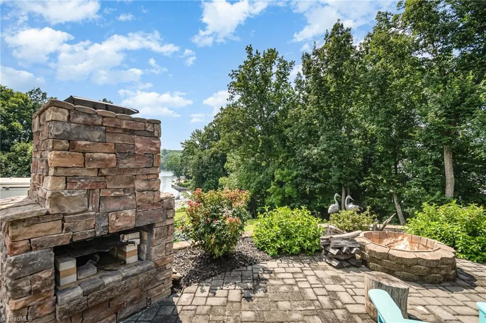 132 Eagle Drive New London, NC 28127