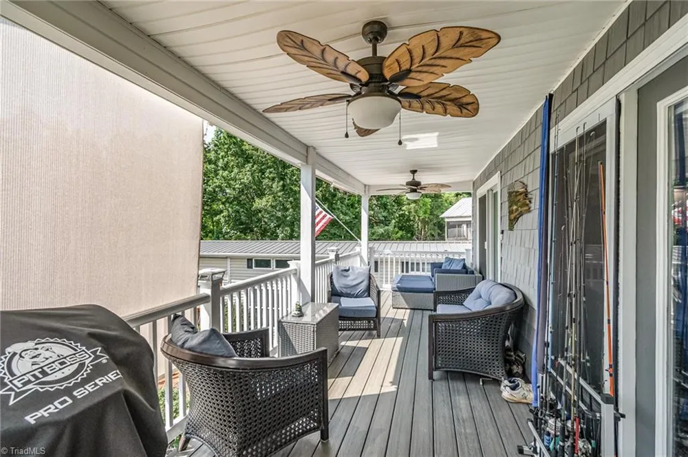 132 Eagle Drive New London, NC 28127