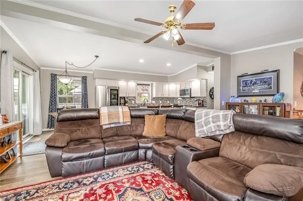 132 Eagle Drive New London, NC 28127