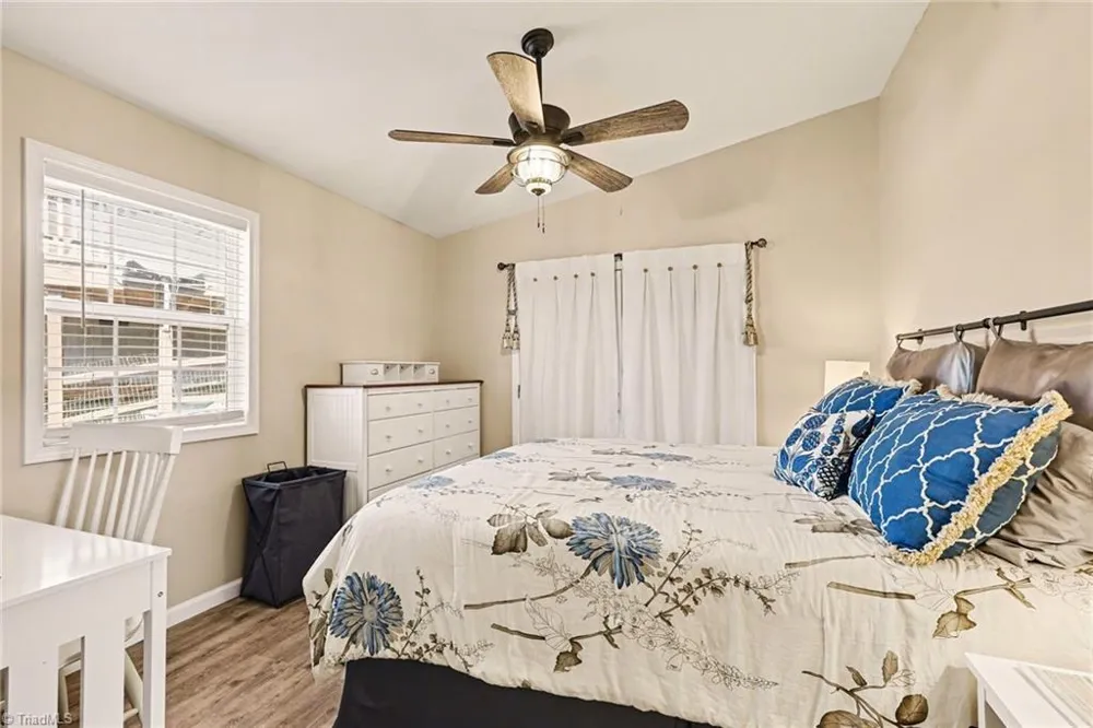 130 Eagle Drive New London, NC 28127
