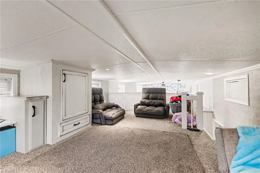 130 Eagle Drive New London, NC 28127
