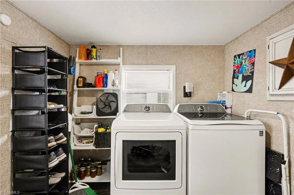 130 Eagle Drive New London, NC 28127