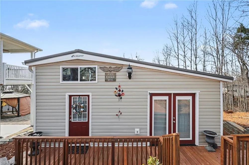 130 Eagle Drive New London, NC 28127