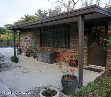 1833 Oakwood Trail