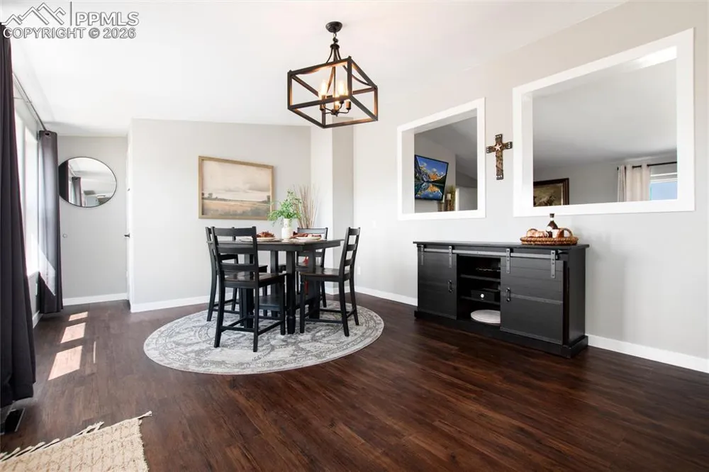 11100 Haskel Creek Road Larkspur, CO 80118