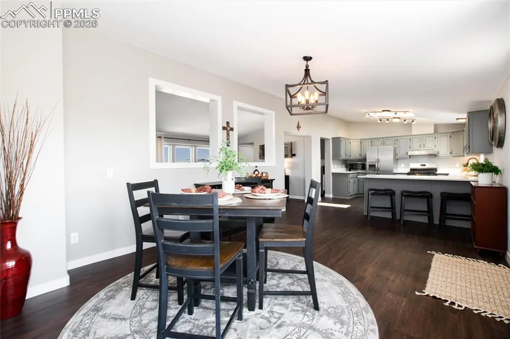 11100 Haskel Creek Road Larkspur, CO 80118