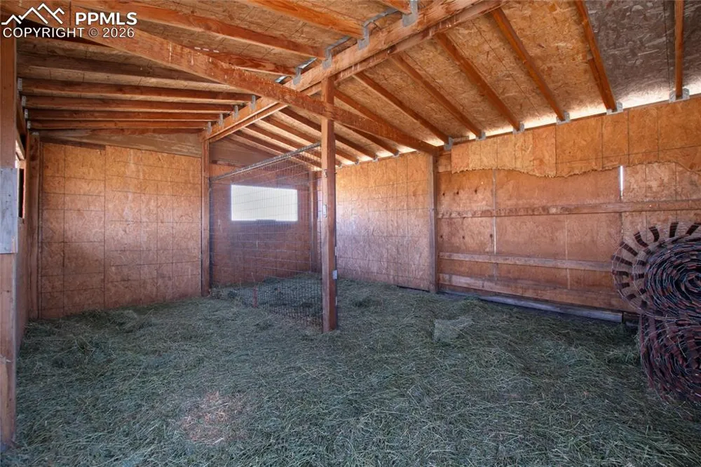 11100 Haskel Creek Road Larkspur, CO 80118