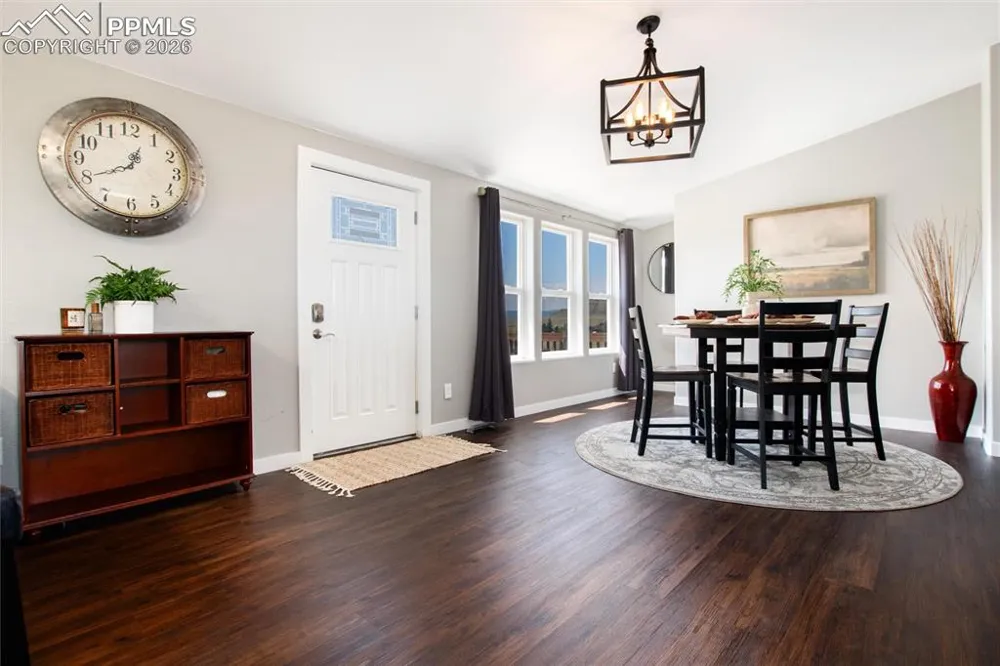 11100 Haskel Creek Road Larkspur, CO 80118