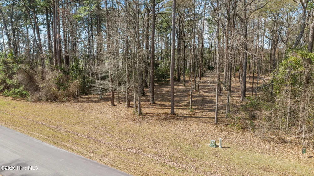 16 Winfield Lane Pinetown, NC 27865