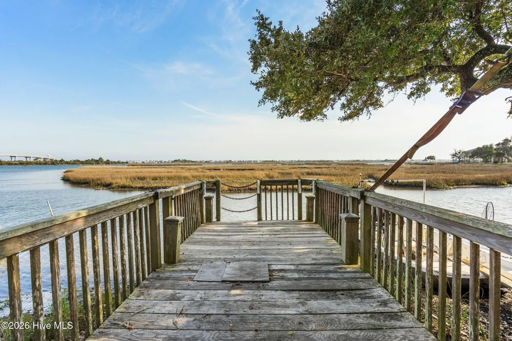 484 Little Kinston Road Surf City, NC 28445