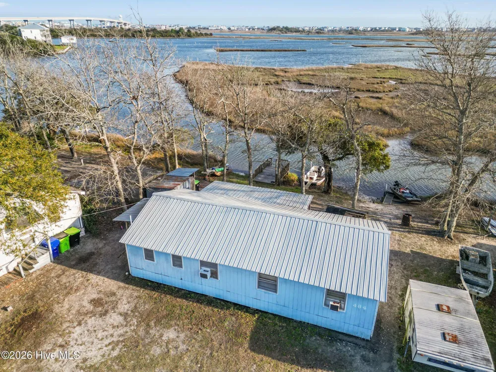 484 Little Kinston Road Surf City, NC 28445