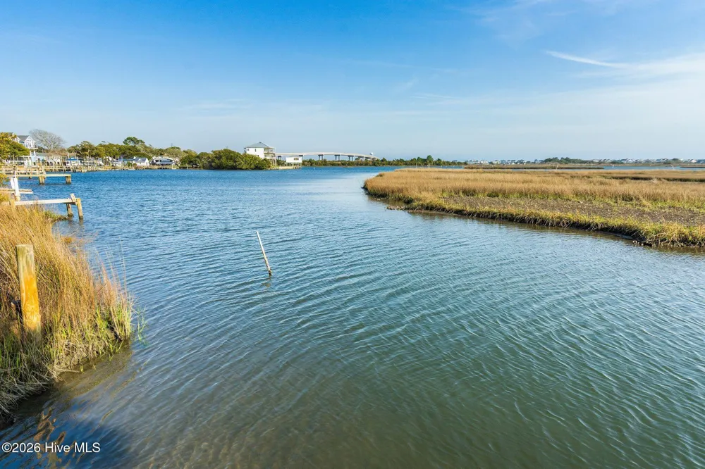 484 Little Kinston Road Surf City, NC 28445