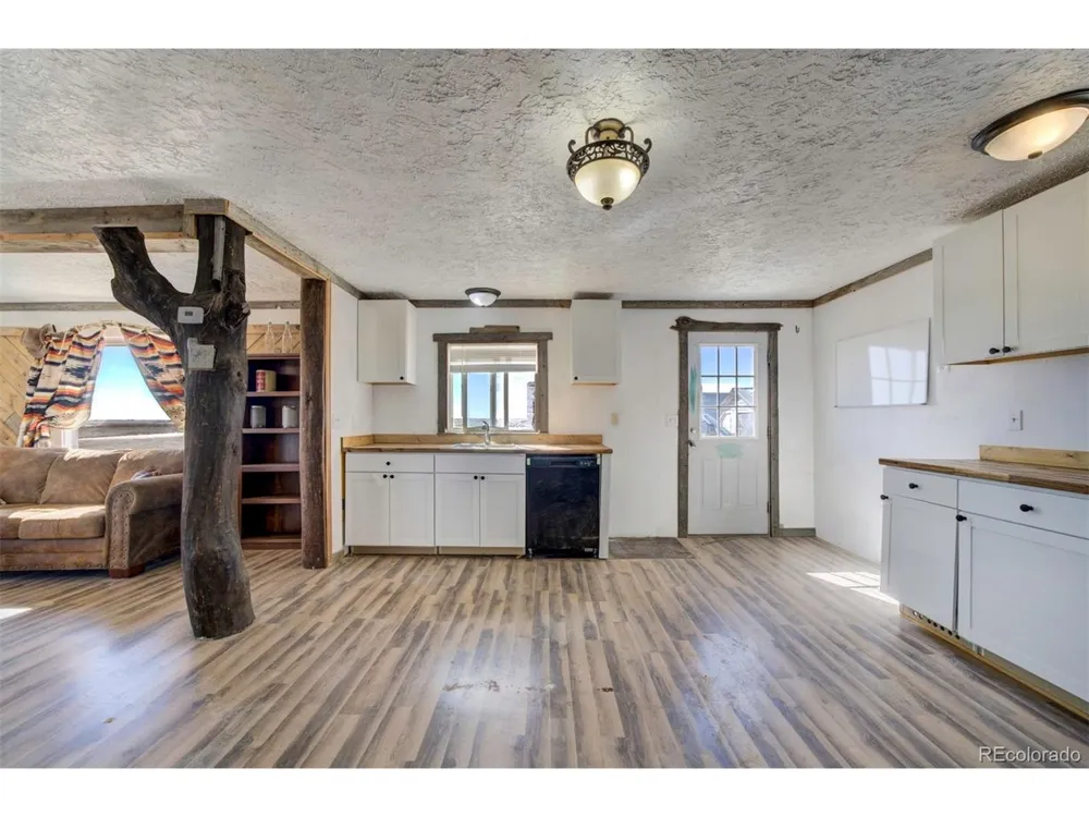 10573 County Road 165 Matheson, CO 80830