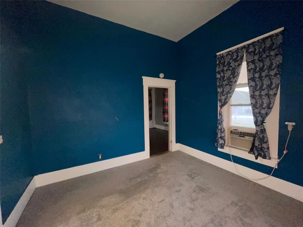 215 W Main Street Lometa, TX 76853