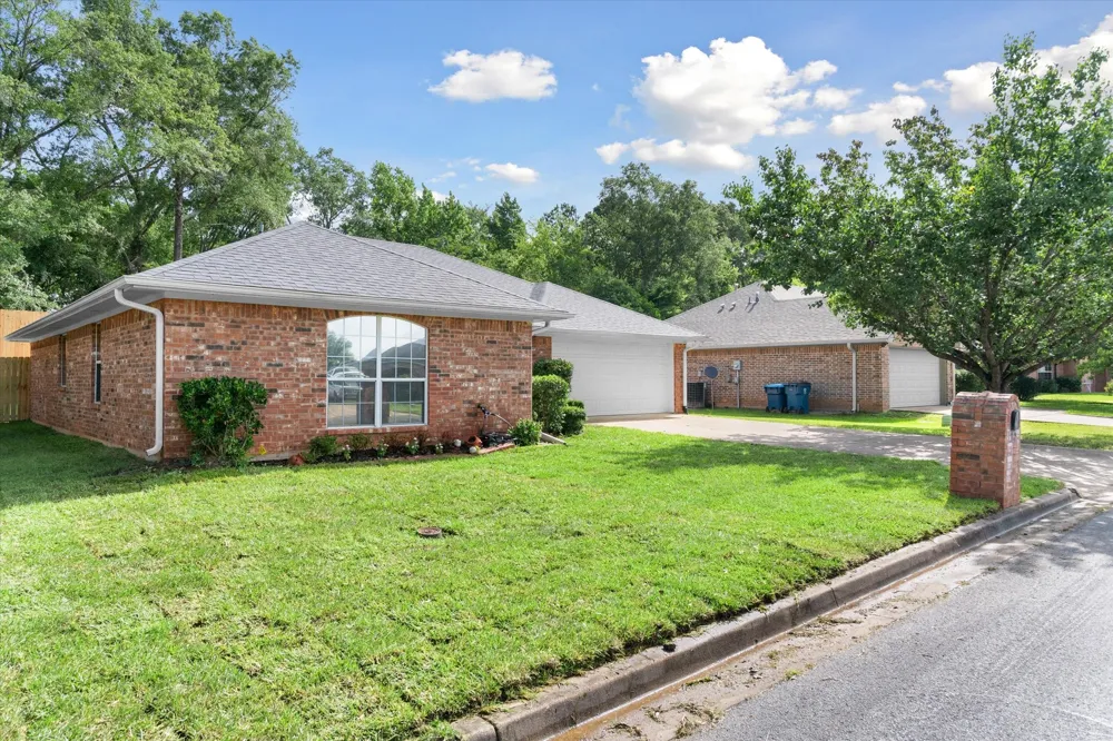 222 Amanda Court Whitehouse, TX 75791