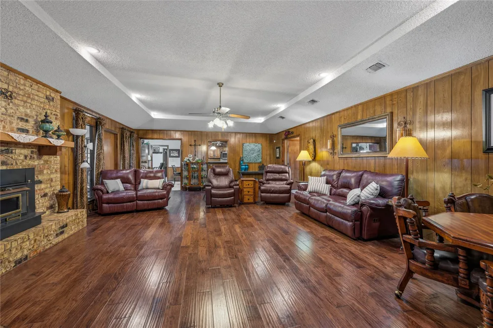 124 Private Road 3209 Bridgeport, TX 76426