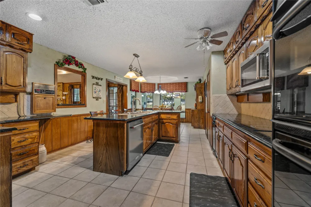 124 Private Road 3209 Bridgeport, TX 76426