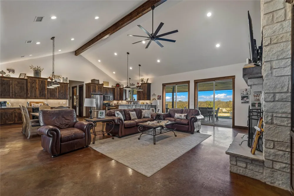 124 Private Road 3209 Bridgeport, TX 76426