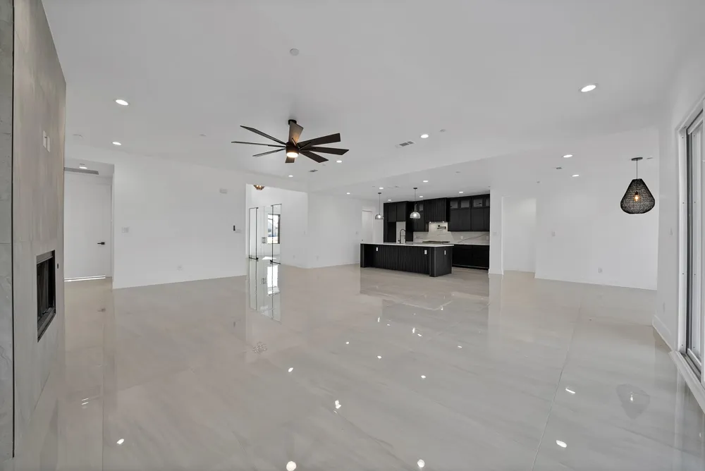 309 Whispering Way Red Oak, TX 75154