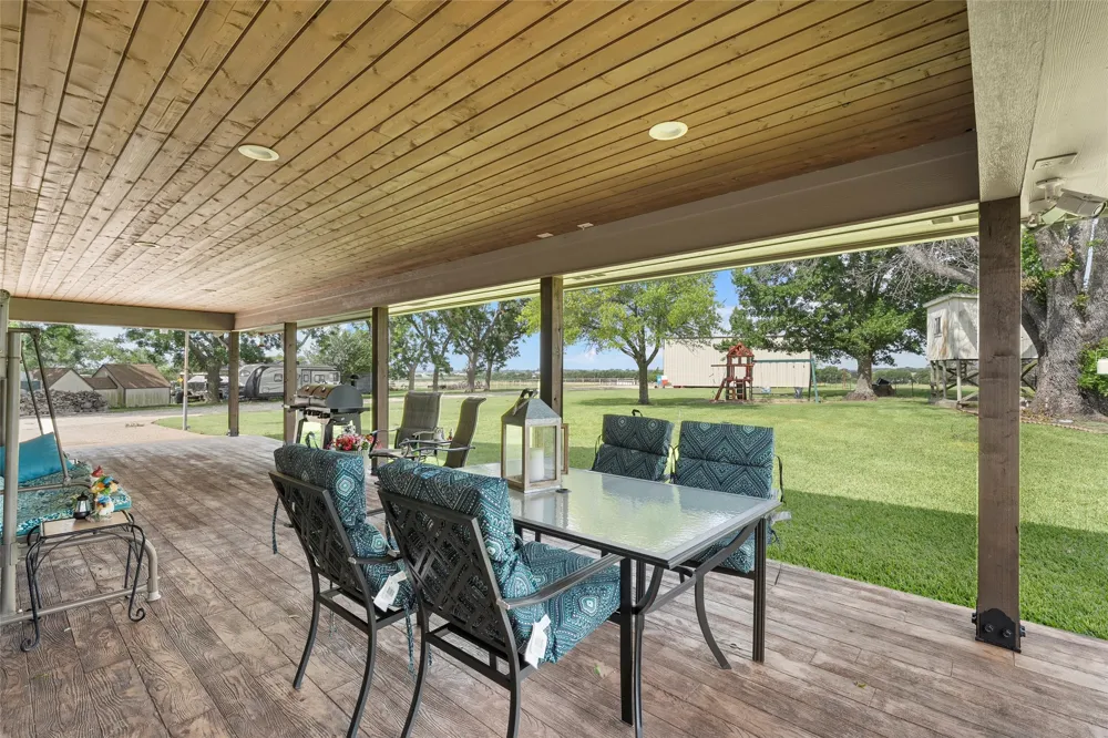 11541 Old Dallas Road West, TX 76691