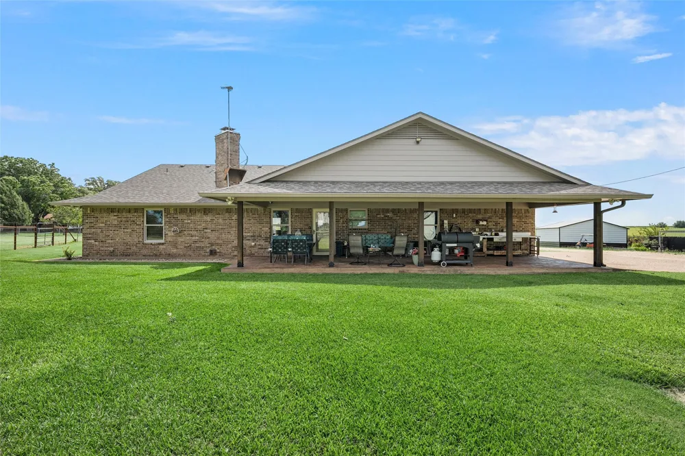 11541 Old Dallas Road West, TX 76691