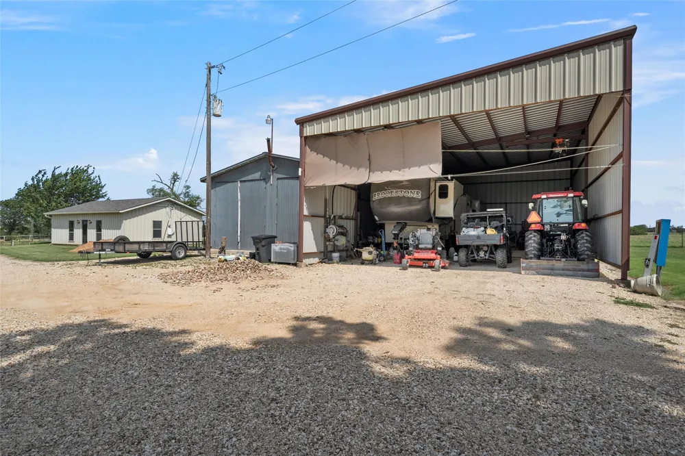 11541 Old Dallas Road West, TX 76691