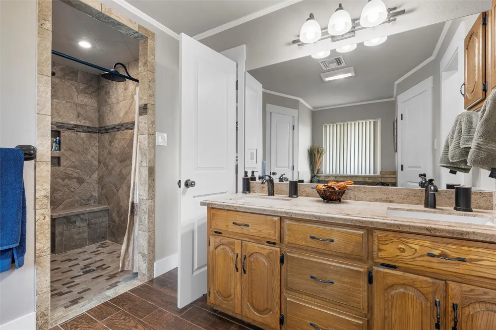 11541 Old Dallas Road West, TX 76691