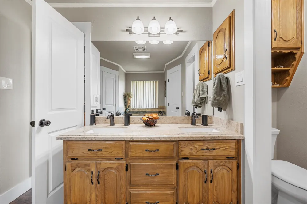 11541 Old Dallas Road West, TX 76691