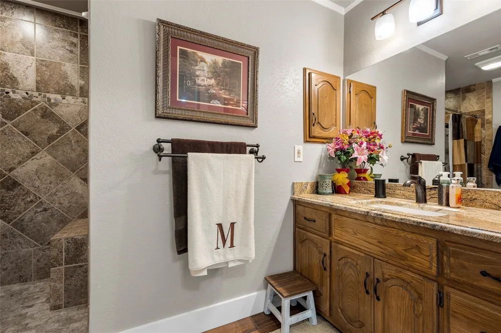 11541 Old Dallas Road West, TX 76691