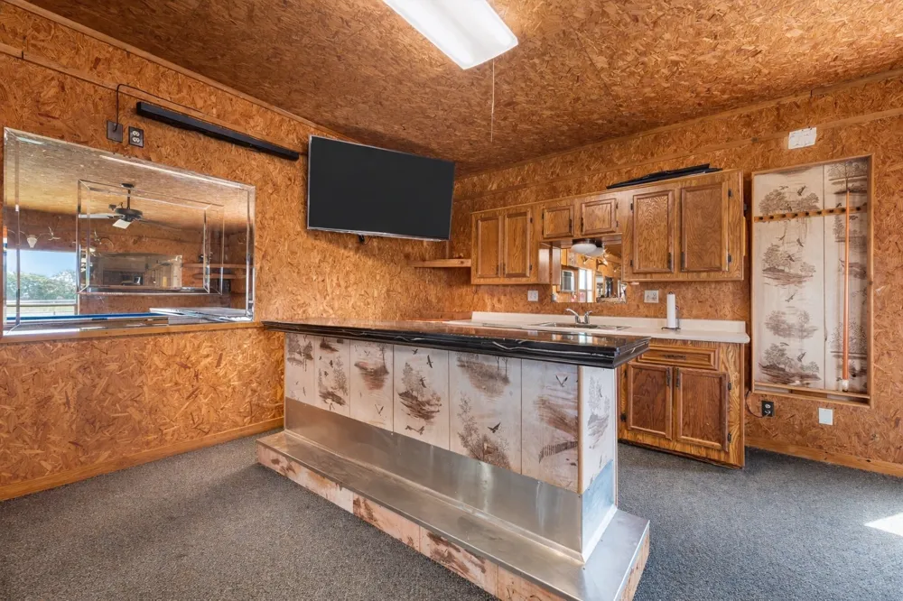 11541 Old Dallas Road West, TX 76691