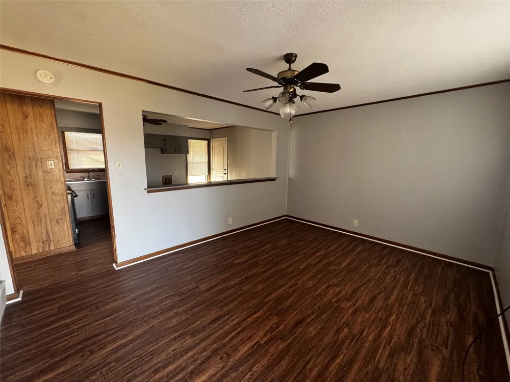600 E 5th Street Ferris, TX 75125