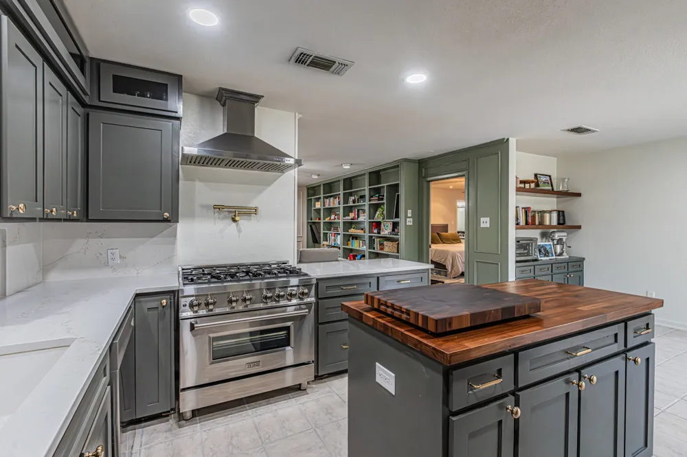 18 Crosslands Road Benbrook, TX 76132