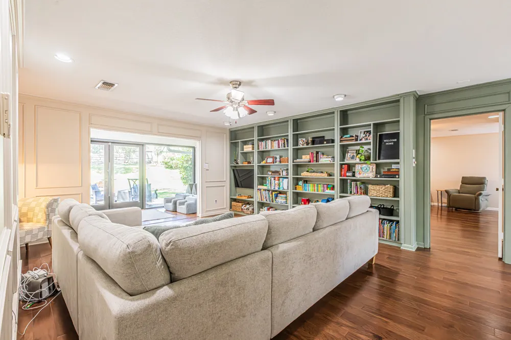 18 Crosslands Road Benbrook, TX 76132