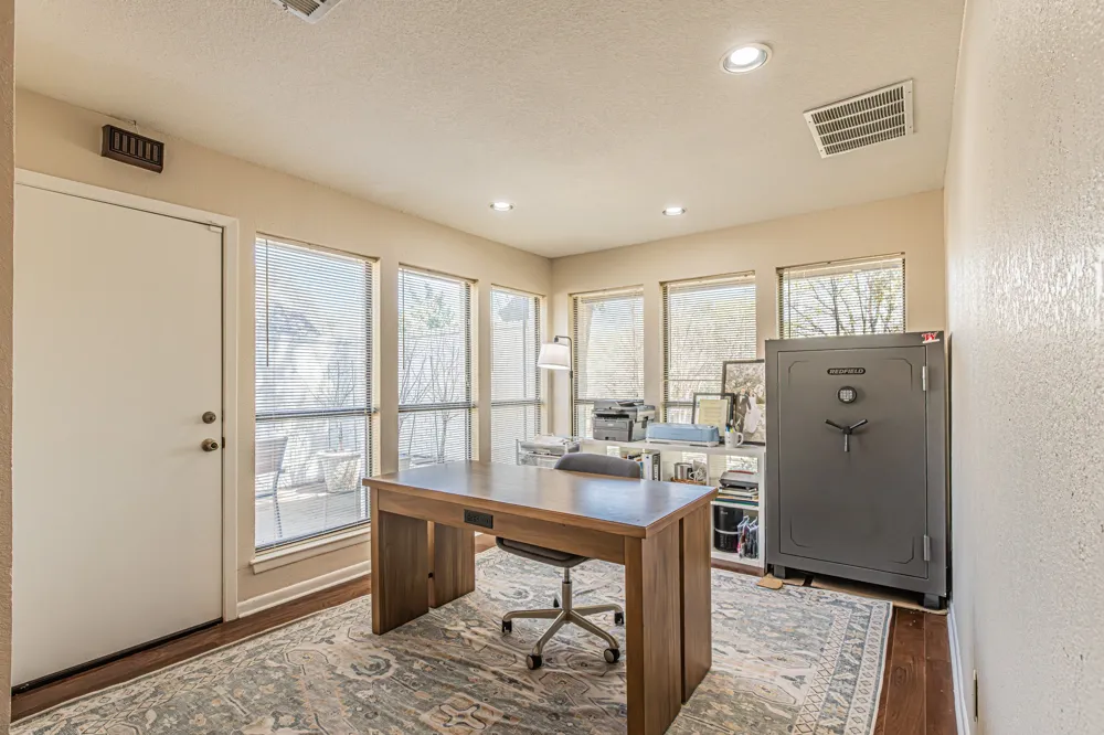 18 Crosslands Road Benbrook, TX 76132