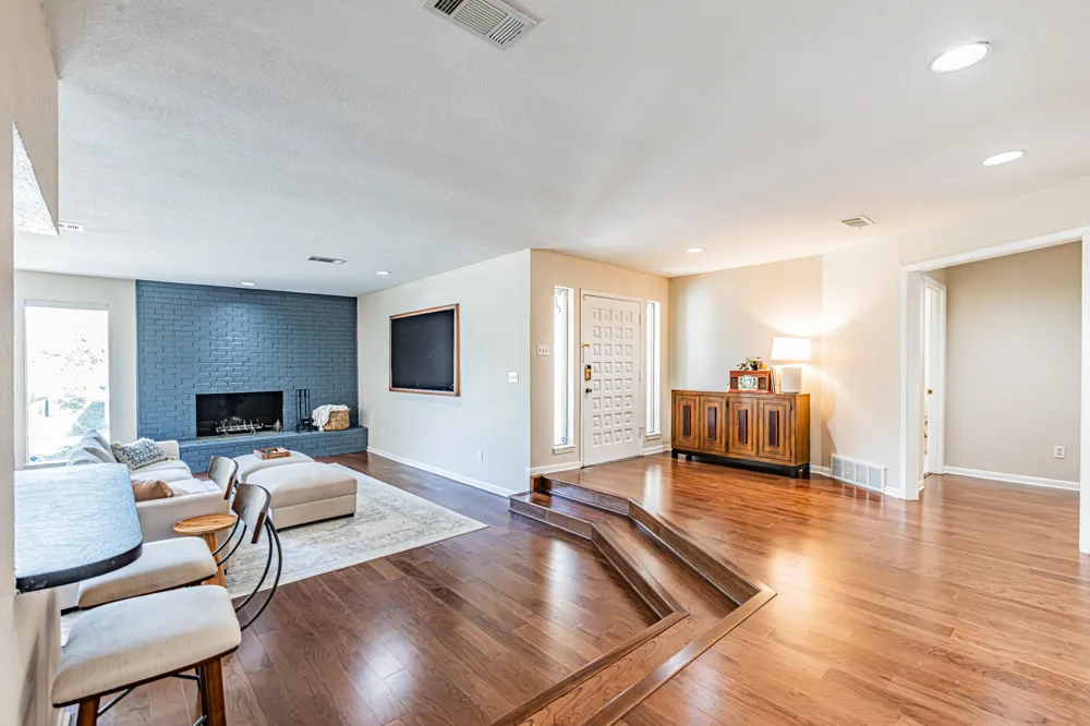 18 Crosslands Road Benbrook, TX 76132