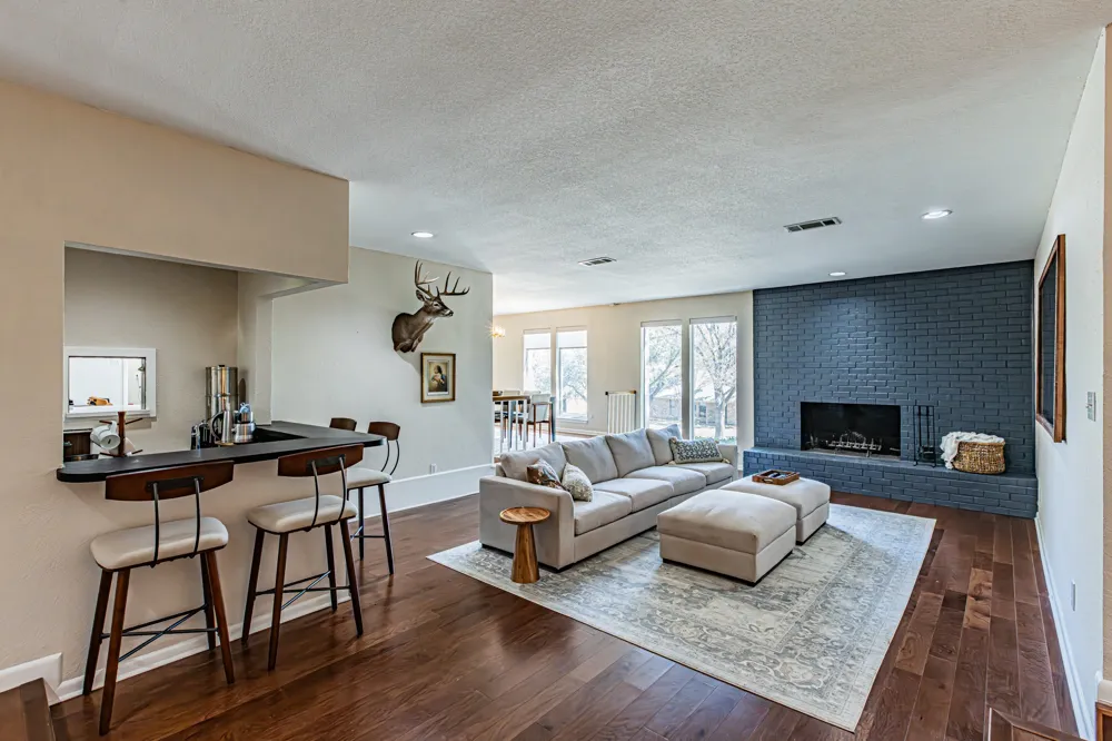 18 Crosslands Road Benbrook, TX 76132