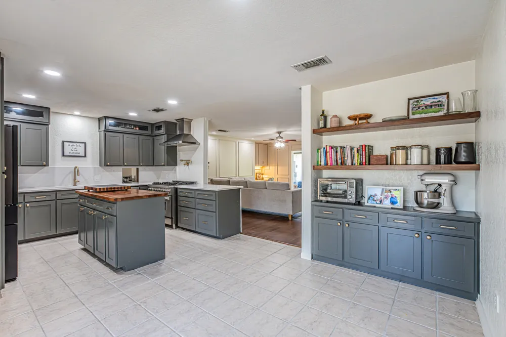 18 Crosslands Road Benbrook, TX 76132
