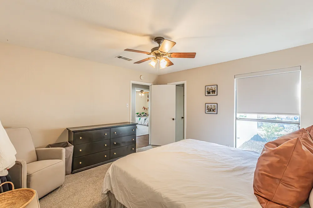 18 Crosslands Road Benbrook, TX 76132