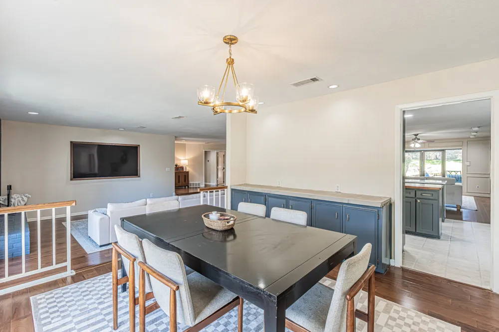 18 Crosslands Road Benbrook, TX 76132